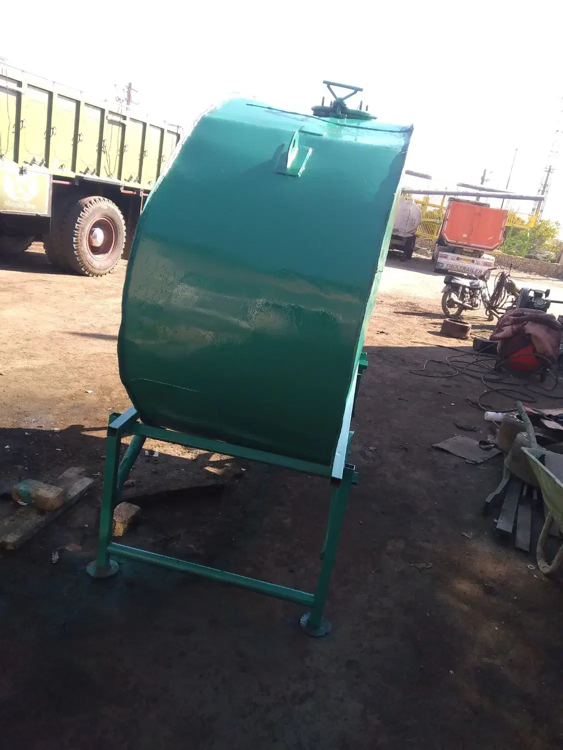 مخزن سوخت یا آب|مصالح و تجهیزات ساختمان|اراک, |دیوار