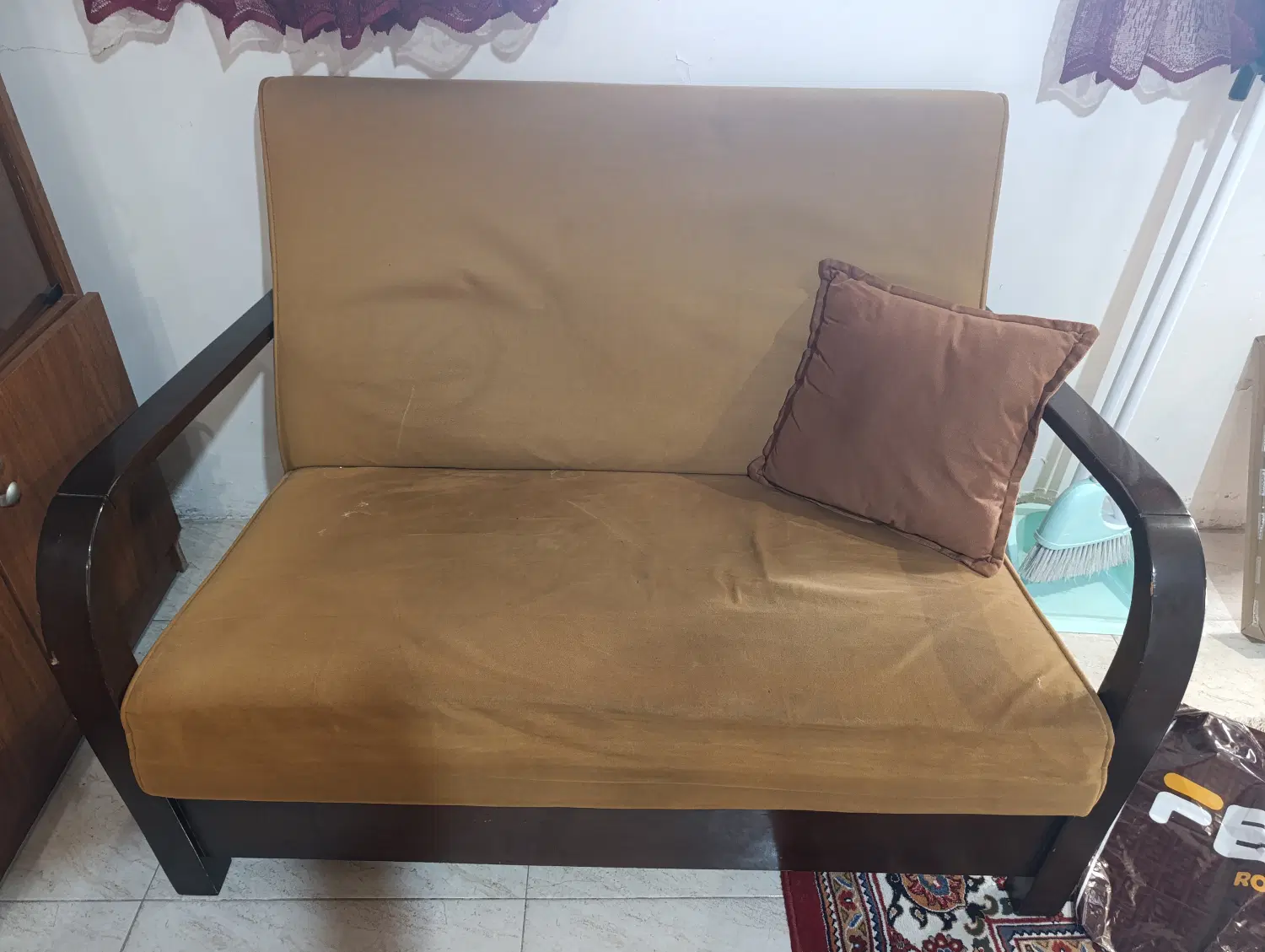 نیم ست مبل (۲ نفره و ۱ نفره)|مبلمان خانگی و میز عسلی|تهران, حشمتیه|دیوار