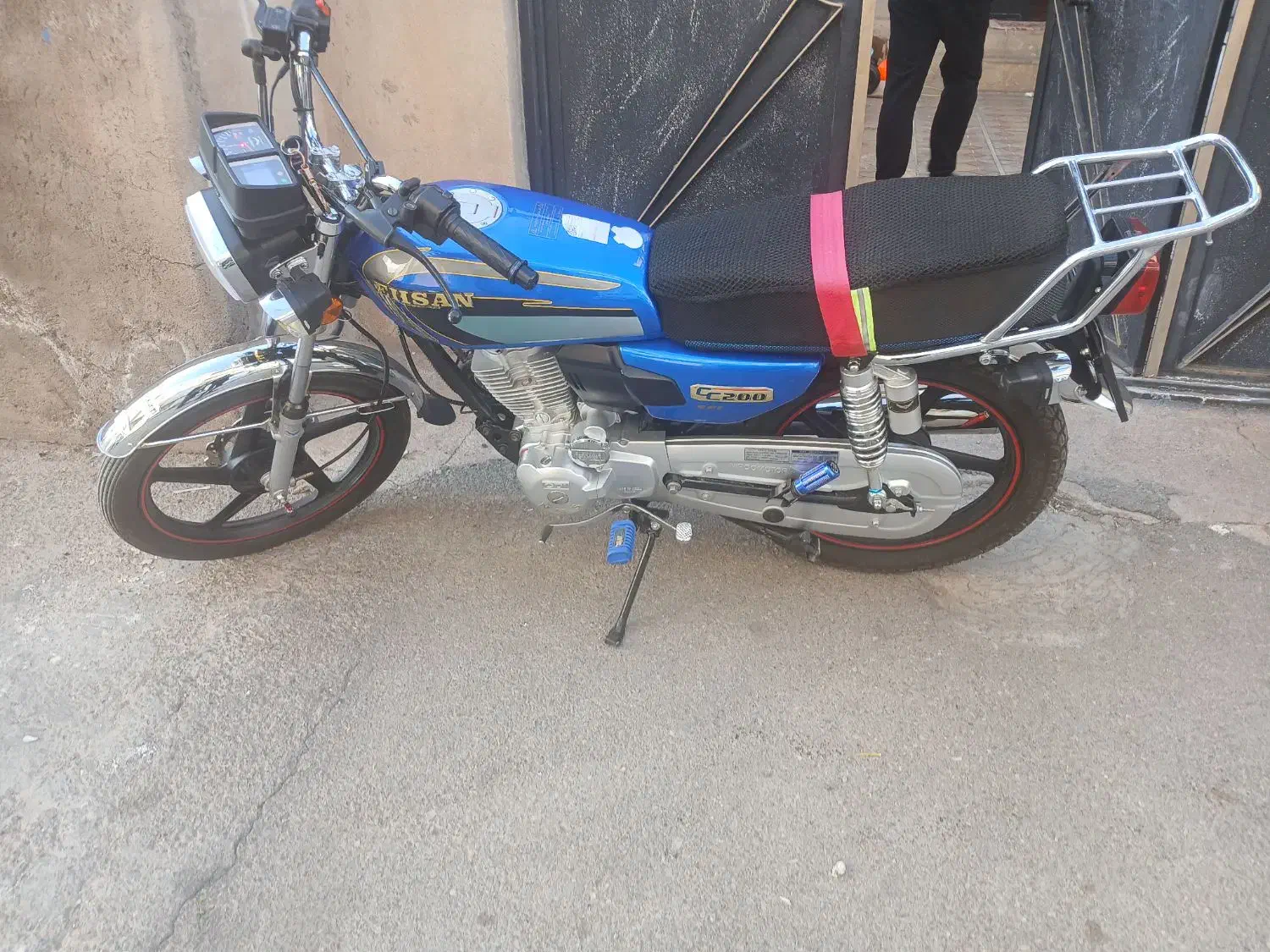 موتور 200|موتورسیکلت|شوط, |دیوار