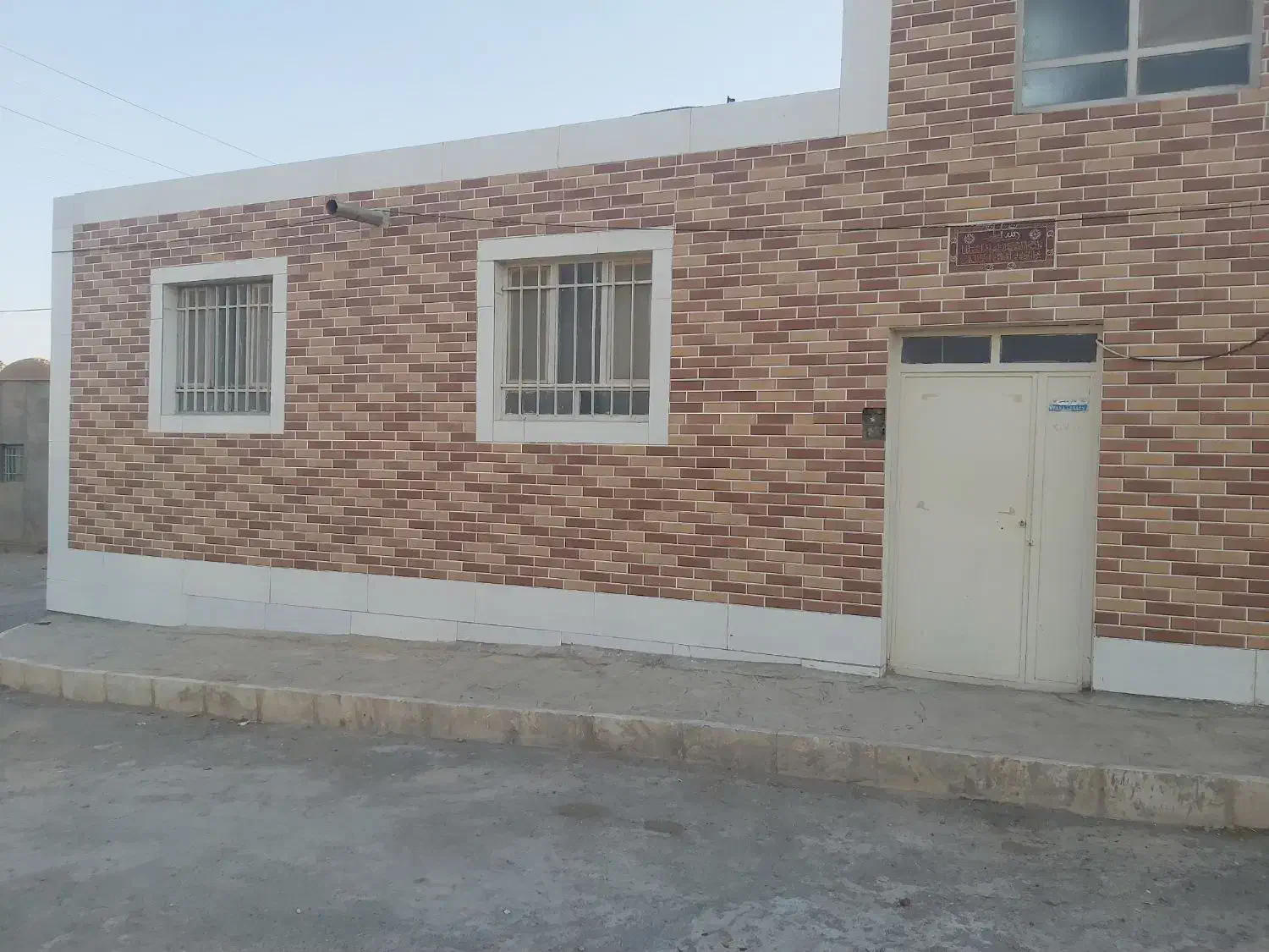 اوستاکاشی کارسرامیک کار موزائیک کار چسبی ودوغابی|خدمات پیشه و مهارت|کرمان, |دیوار
