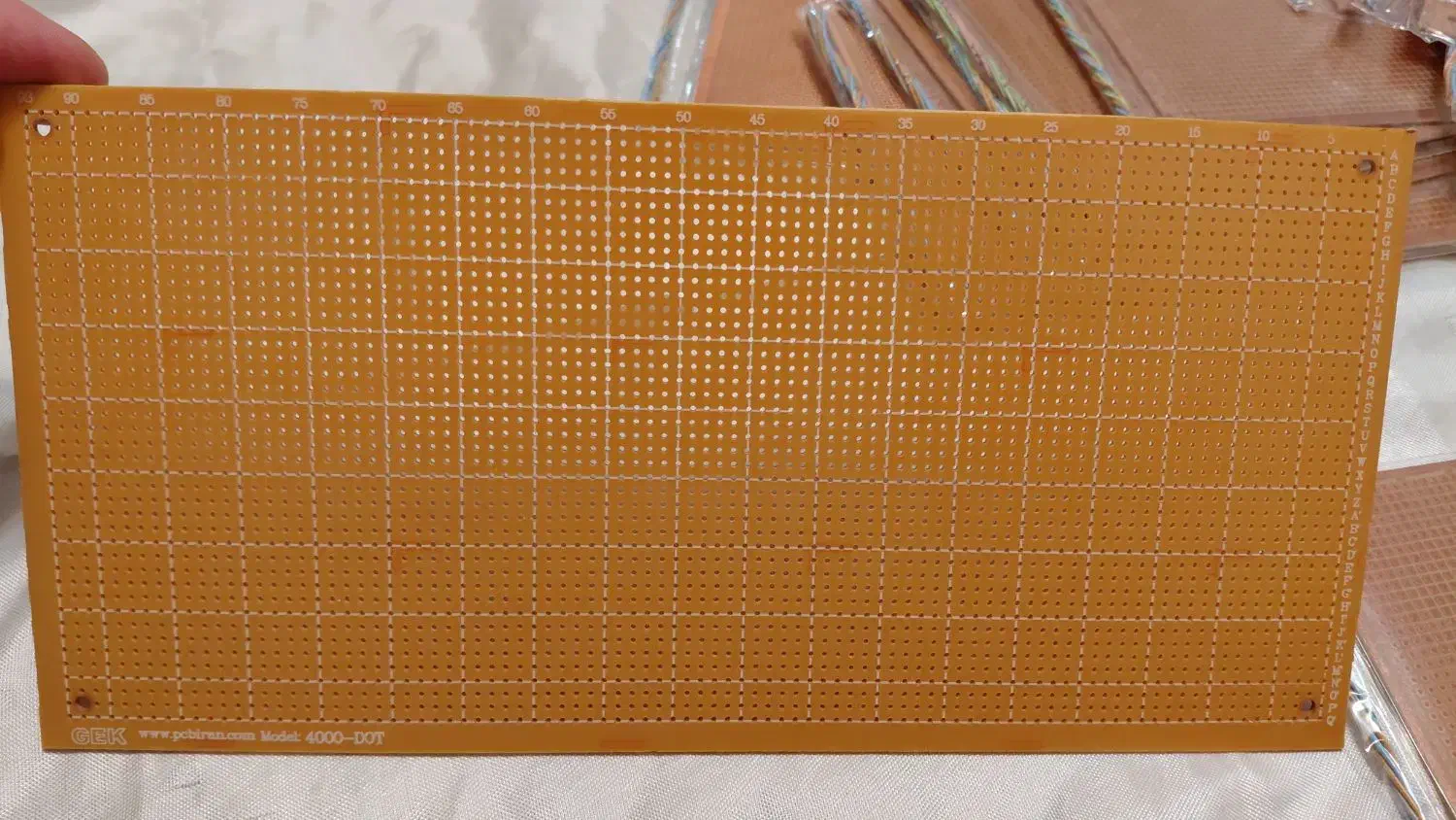 برد سوراخ دار ۴۰۰۰ نقطه با سیم  اکبند|قطعات و لوازم جانبی رایانه|تبریز, |دیوار