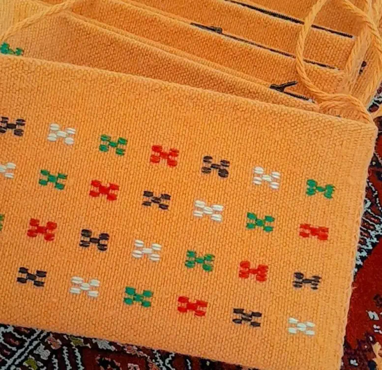 کیف سنتی|کیف، کفش، کمربند|بندر ترکمن, |دیوار