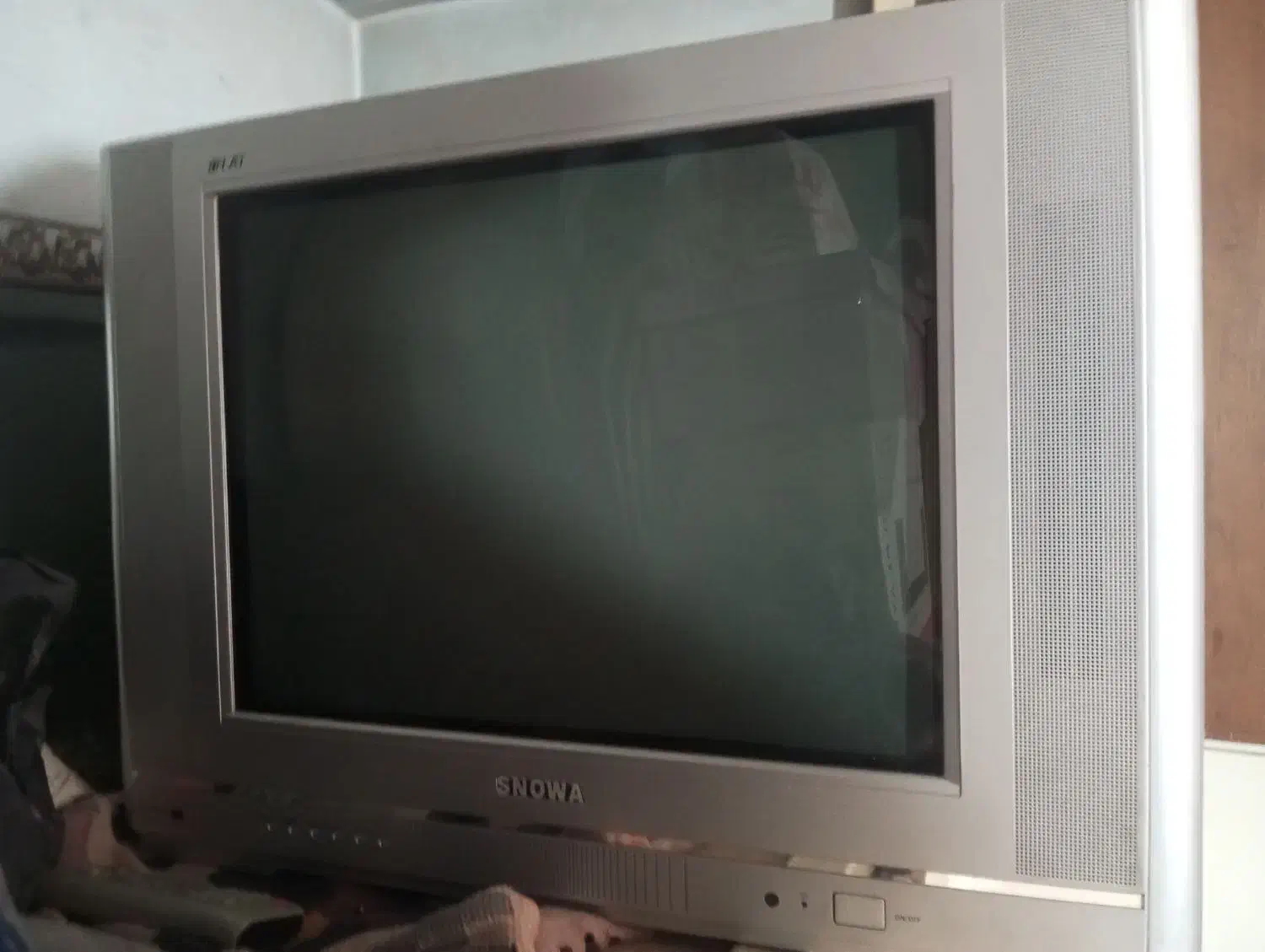 تلویزیون 21 اصل اسنوا|تلویزیون و پروژکتور|کرج, کوی مدرس|دیوار