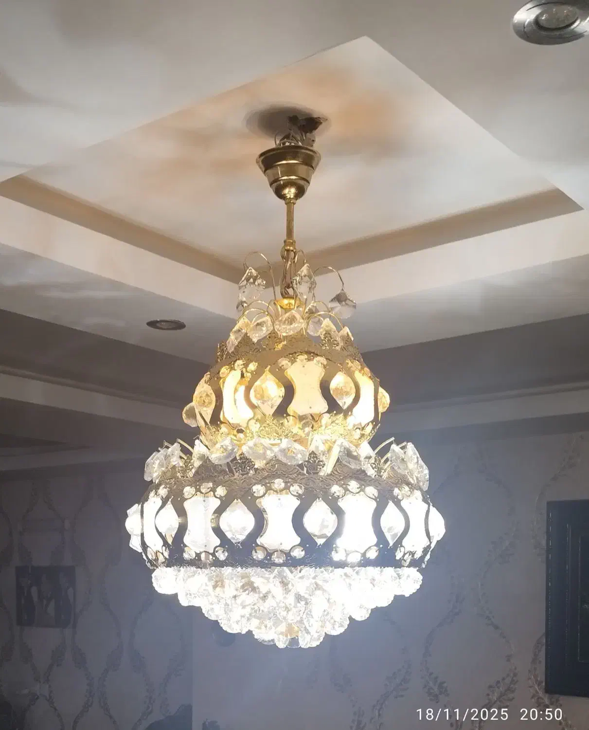 لوستر|لوستر و چراغ آویز|قزوین, |دیوار