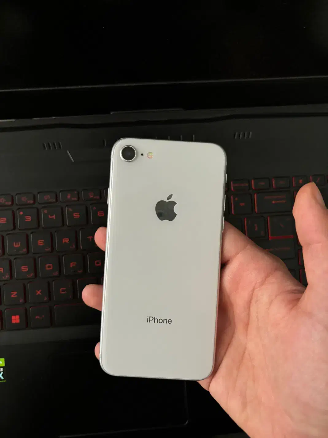 اپل iPhone 8 با حافظهٔ ۶۴ گیگابایت|موبایل|شوشتر, |دیوار