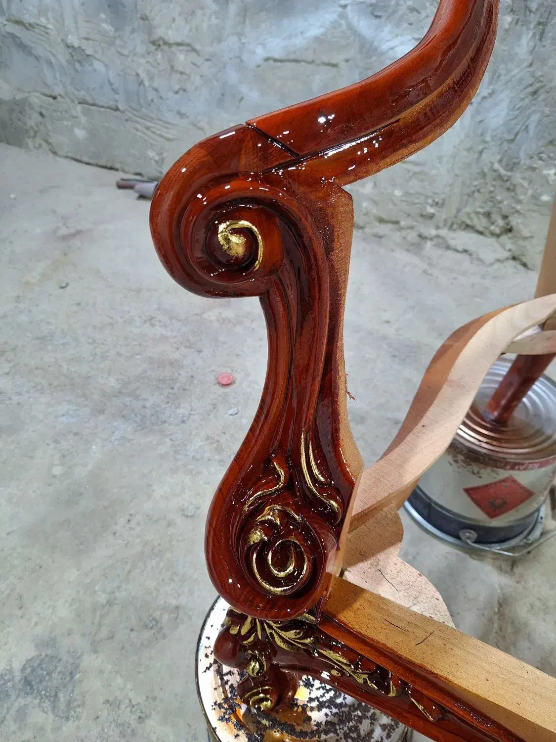 احیای رنگ صنایع چوبی  و کهنه کاری|خدمات پیشه و مهارت|اردبیل, |دیوار