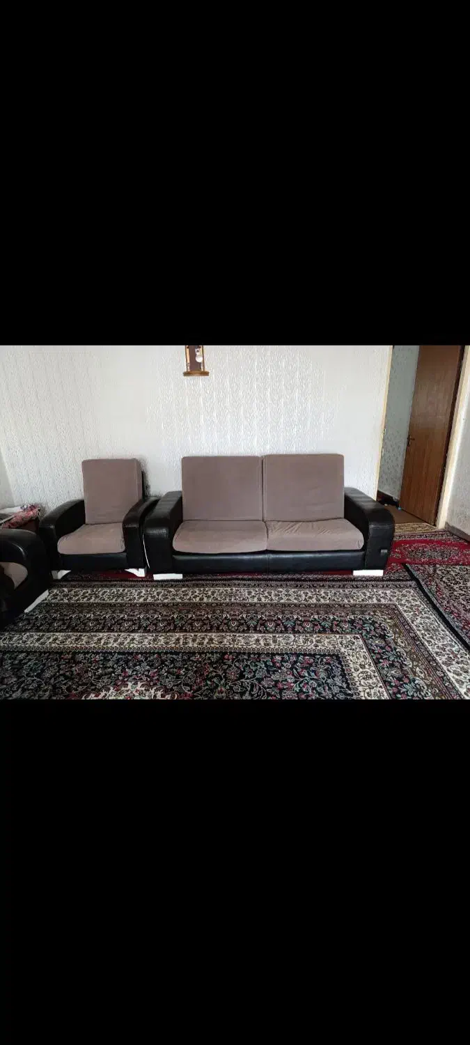 مبل راحتی هفت نفره دسته چرم|مبلمان خانگی و میز عسلی|نهاوند, |دیوار