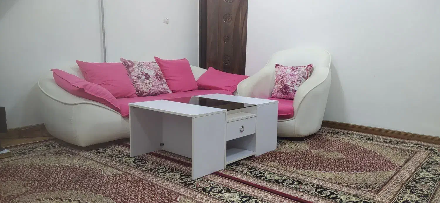 مبلمان ۴ نفره|مبلمان خانگی و میز عسلی|جوانرود, |دیوار