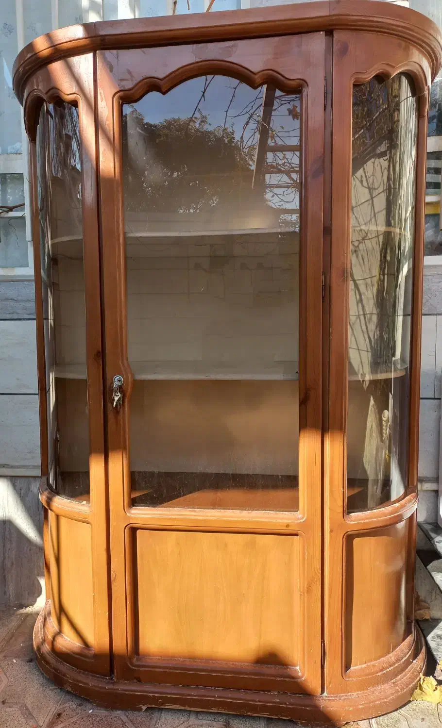 گنجه|بوفه، ویترین، کنسول|تربتحیدریه, میدان مرکزی|دیوار