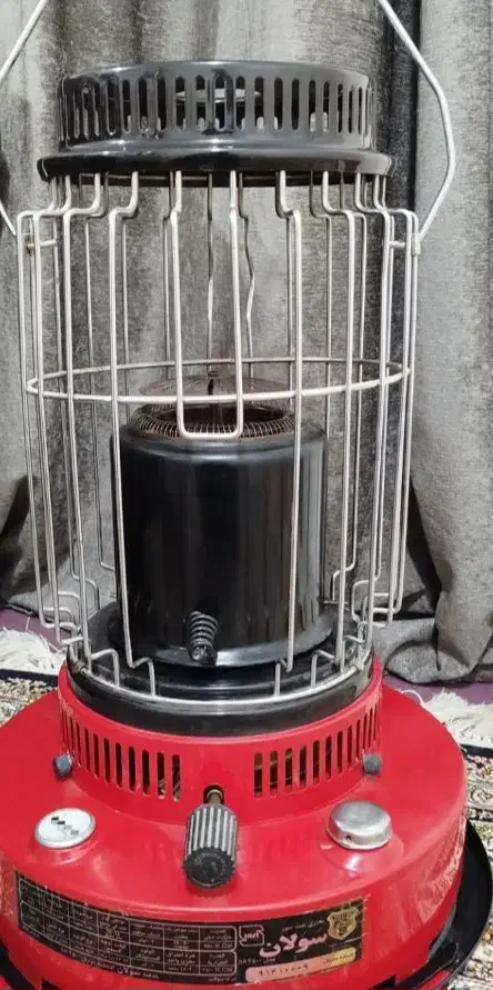 چراغ سولان تمیز و مرتب داخل کارتن بدون دود|بخاری، هیتر، شومینه|خاش, |دیوار