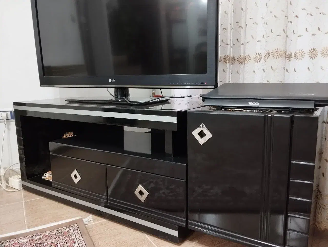 میز تلویزیون|مبلمان خانگی و میز عسلی|بوکان, |دیوار