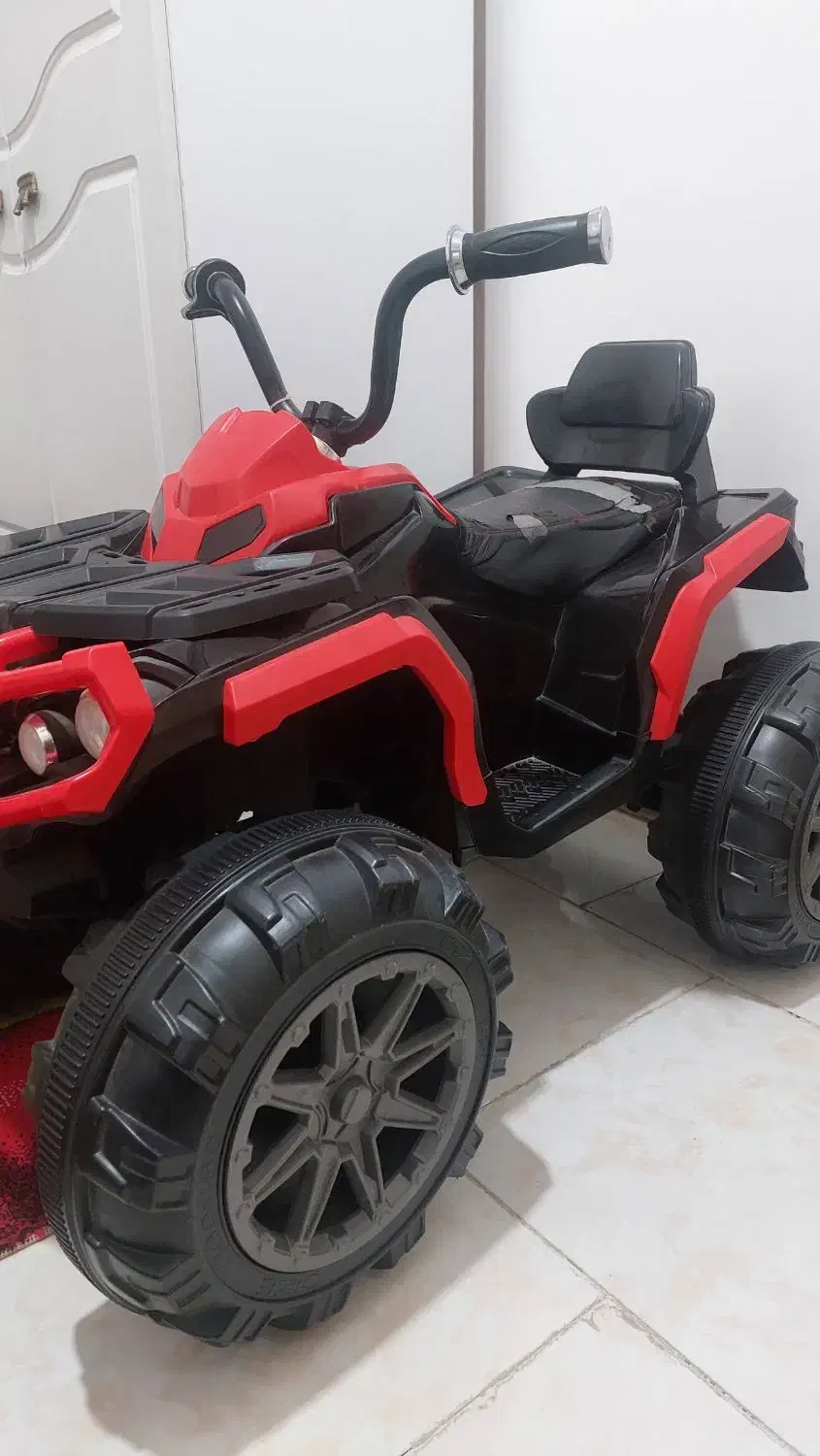 موتور شارژی چهار چرخ|اسباب‌بازی بچه|لاهیجان, شیخ زاهد|دیوار