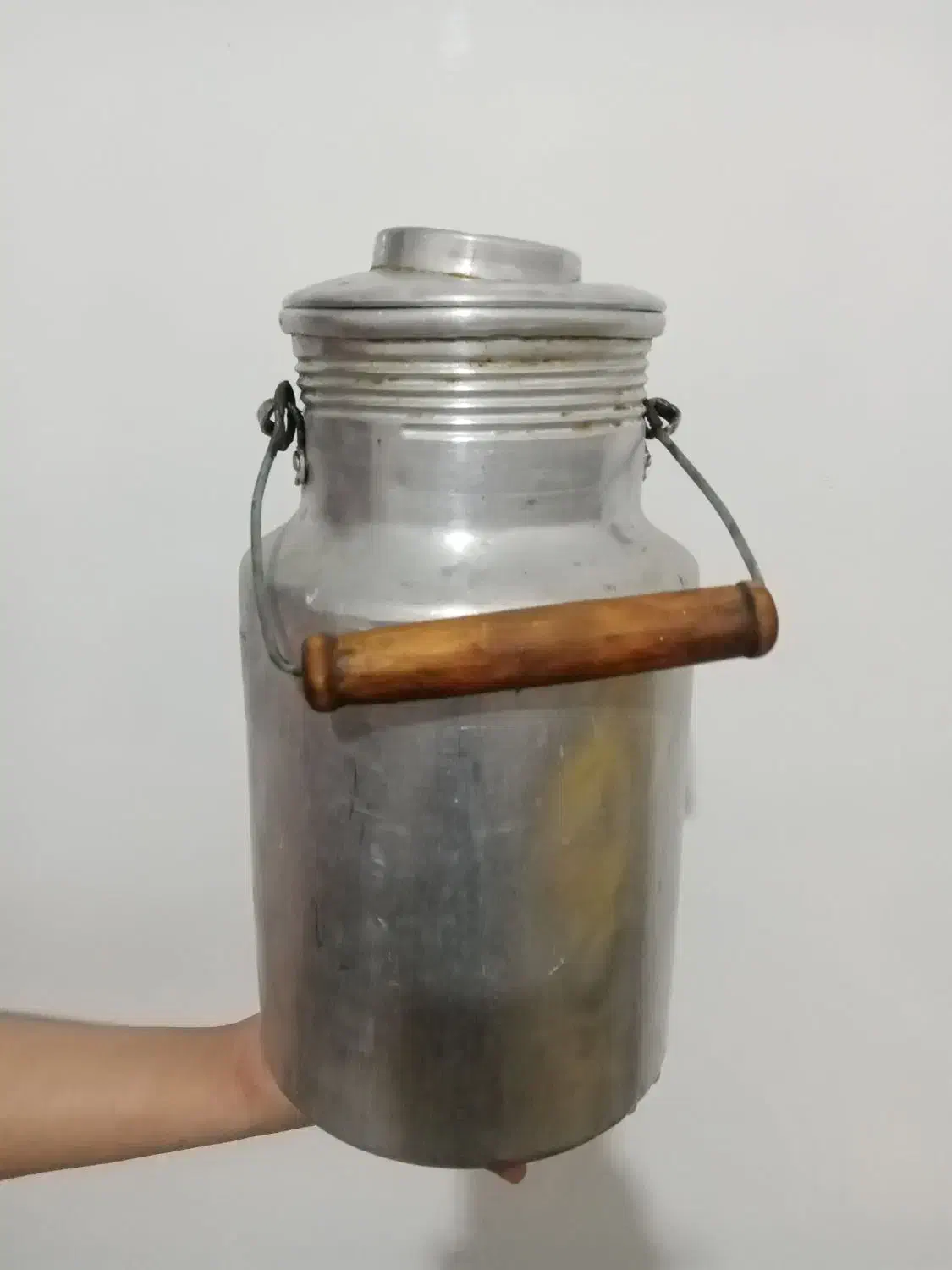 دبه|ظروف نگهدارنده، پلاستیکی، یک‌بارمصرف|نیشابور, خیام|دیوار