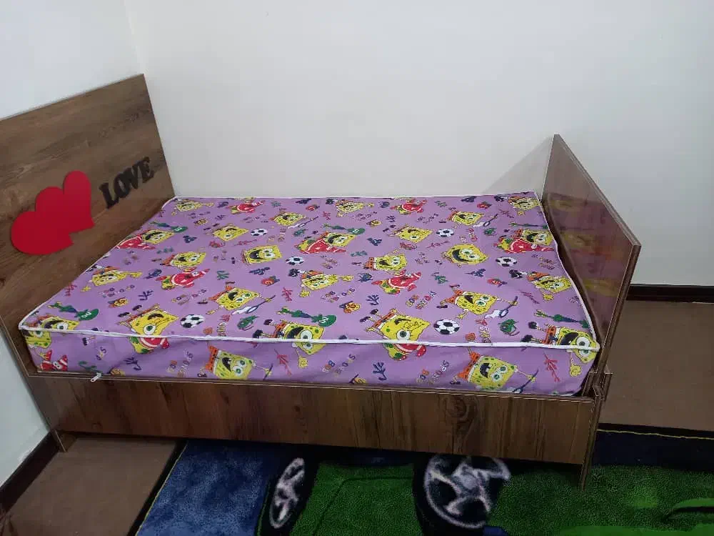 تخت وخواب بچه|اسباب و اثاث بچه|فولادشهر, B4|دیوار