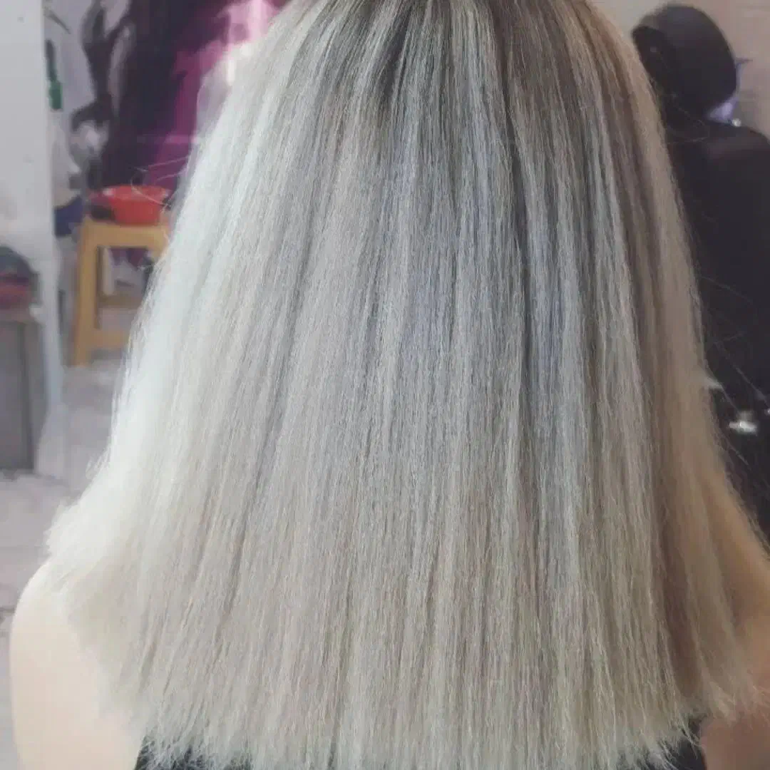 خدمات تخصصی رنگ‌مو با بهترین متریال|خدمات آرایشگری و زیبایی|قم, وادی السلام|دیوار