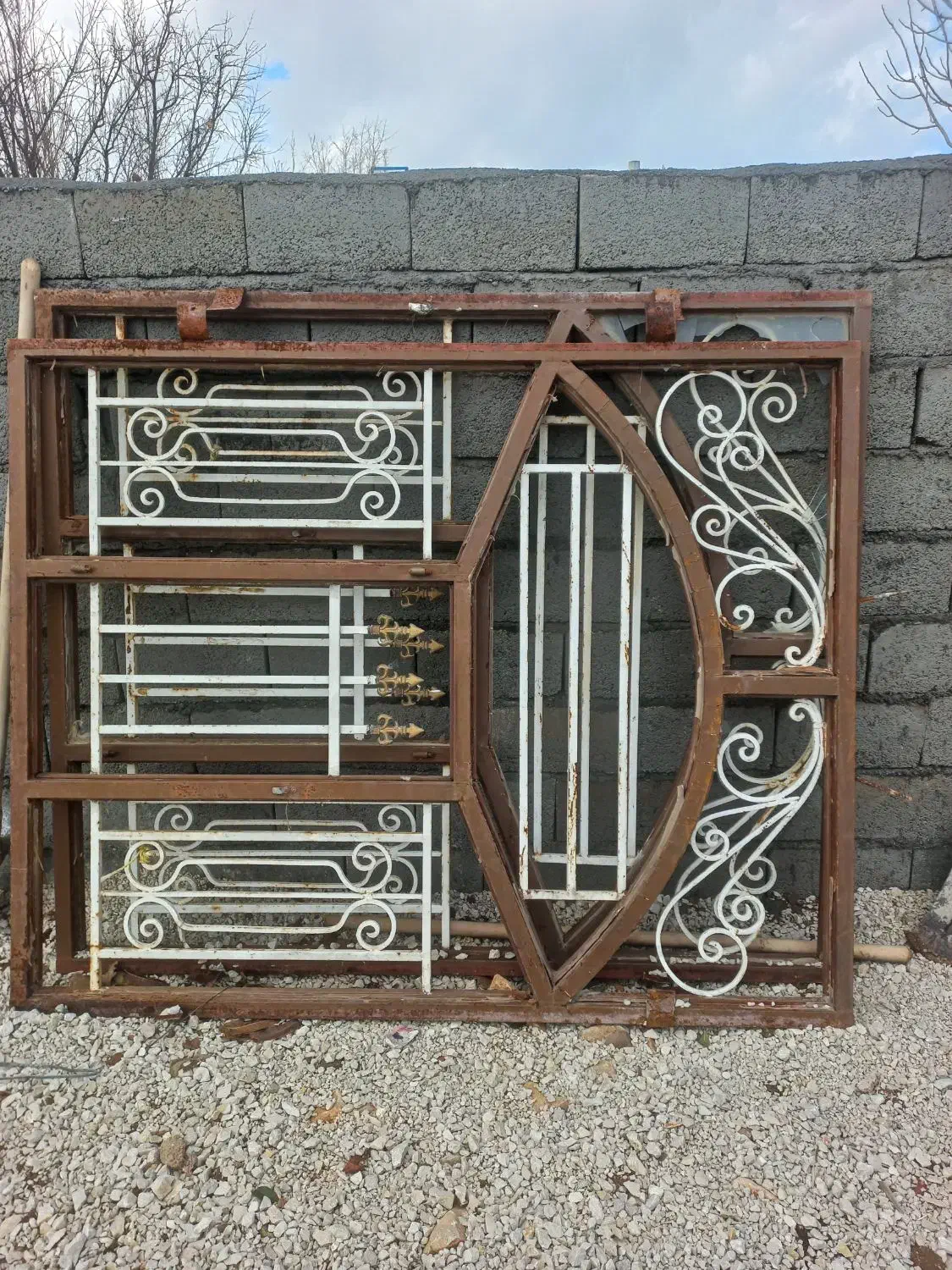 پنجره اهنی|مصالح و تجهیزات ساختمان|چرداول, |دیوار