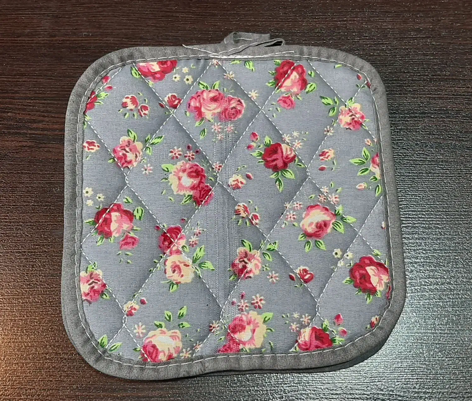 دستگیره نسوز چهارگوش گلدار آشپزخانه فروشگاه بوتیا|سفره، حوله، دستمال آشپزخانه|کرمان, |دیوار