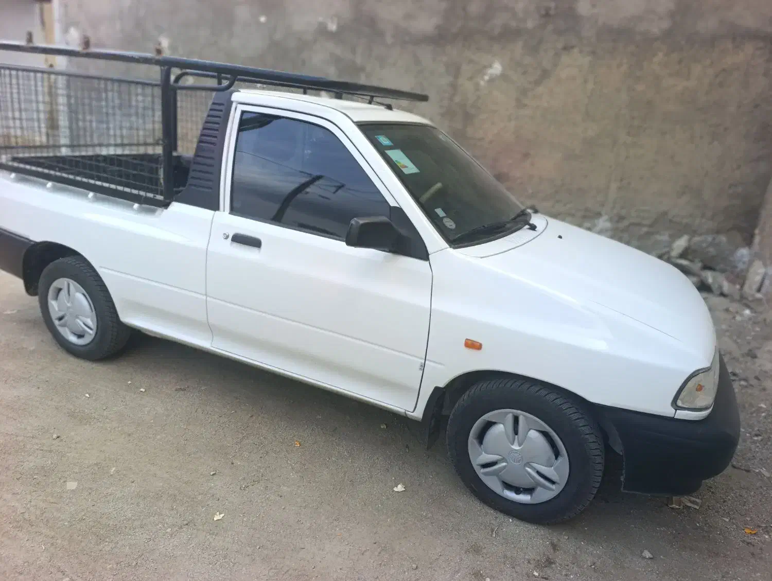 پراید وانتی خشک..|خودرو سواری و وانت|بروجرد, |دیوار