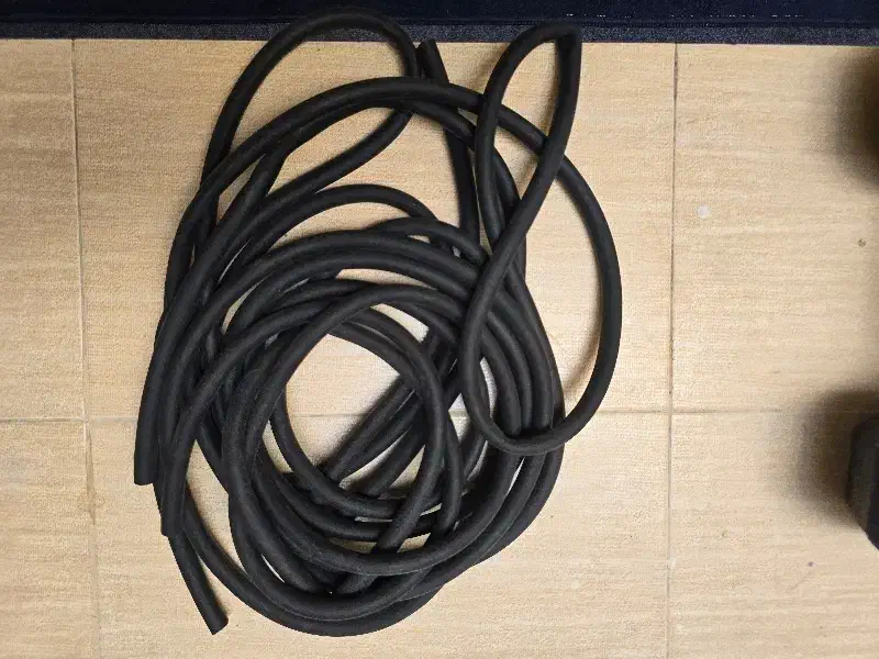 دمبل بدنسازی به همراه کش پیلاتس|تجهیزات ورزشی|شیراز, تحویلی|دیوار