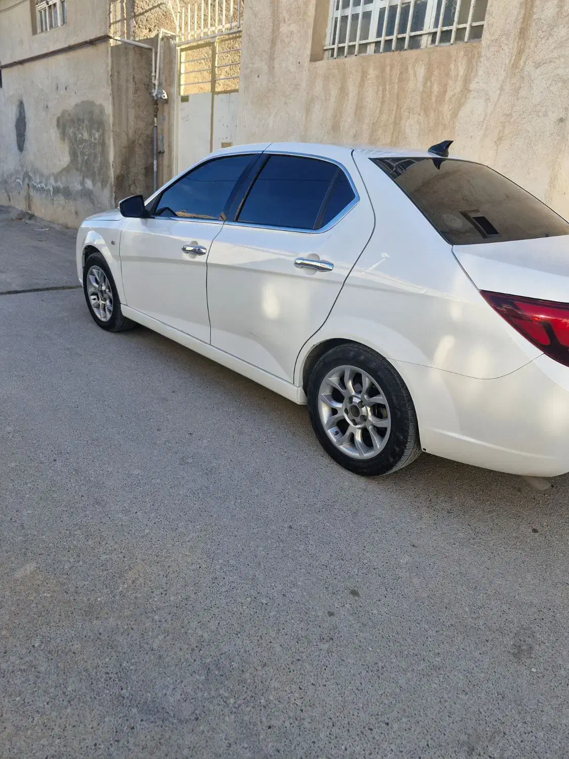 دنا|خودرو سواری و وانت|مرودشت, شهرک مهدیه|دیوار