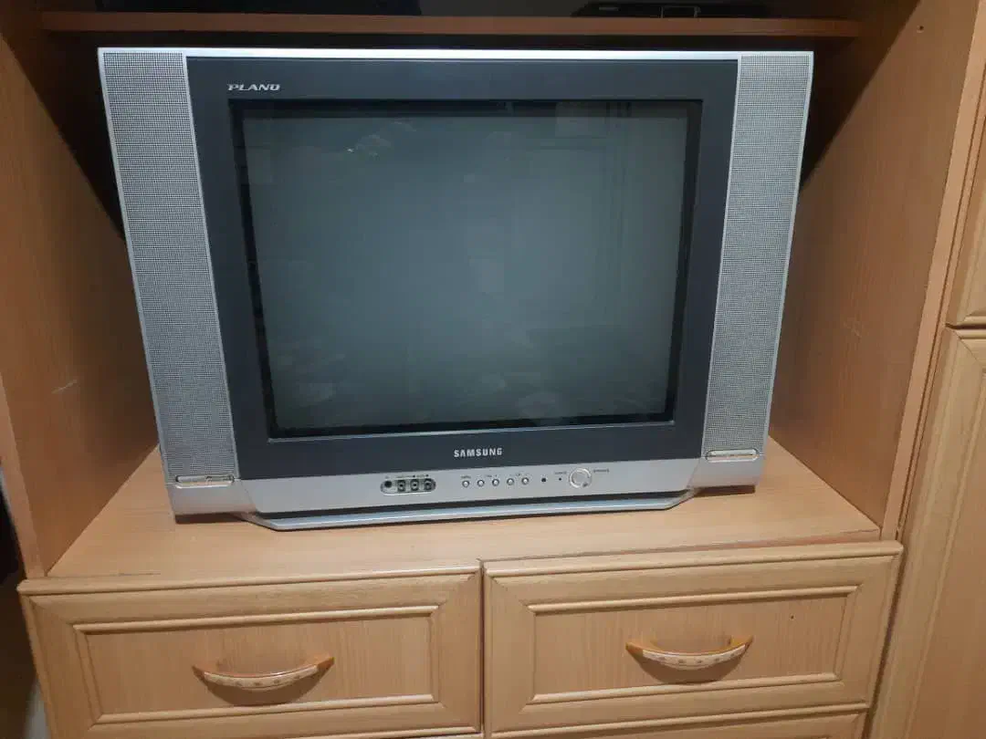 سه عدد تلویزیون هرکدام ۱/۵۰۰/۰۰۰تومان|تلویزیون و پروژکتور|تهران, شهرک ولیعصر جنوبی|دیوار