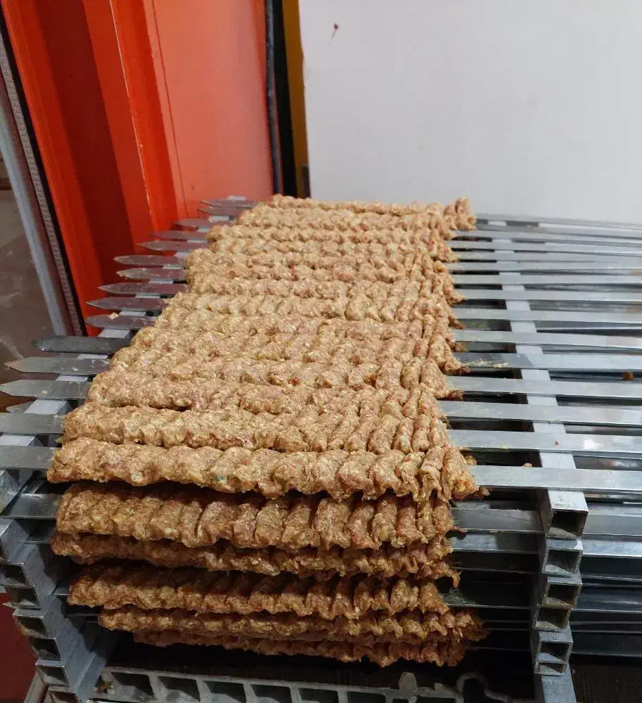 بیرون برمرغ کوبیده جوجه خورشت استانبولی قیمت مناسب|خدمات پذیرایی، مراسم|شهرضا, |دیوار