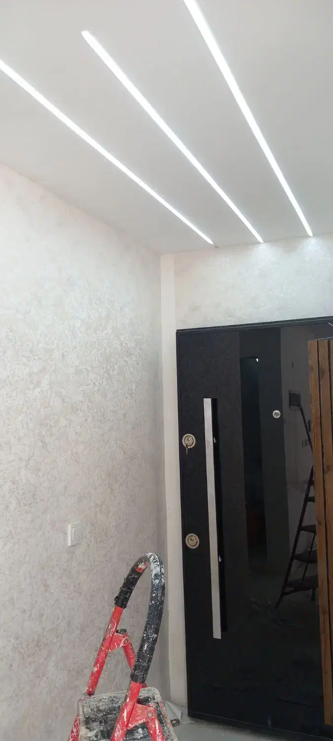 نصب کاغذدیواری وپوسترتخصصی و نقاشی ساختمان|خدمات پیشه و مهارت|شیراز, ابیوردی|دیوار