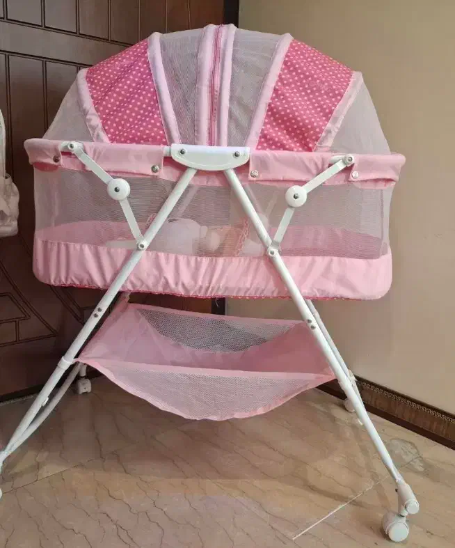 گهواره تاشو اسپیرینگ|تخت و صندلی بچه|تهران, امام زاده عبدالله|دیوار