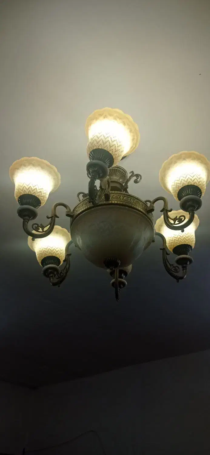 لوستر آنتیک|لوستر و چراغ آویز|شاندیز, |دیوار