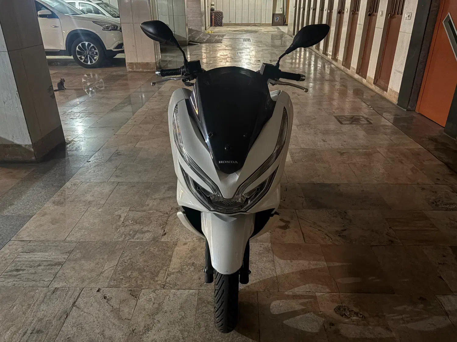 PCX 1400|موتورسیکلت|تهران, شکوفه (عبدل آباد)|دیوار