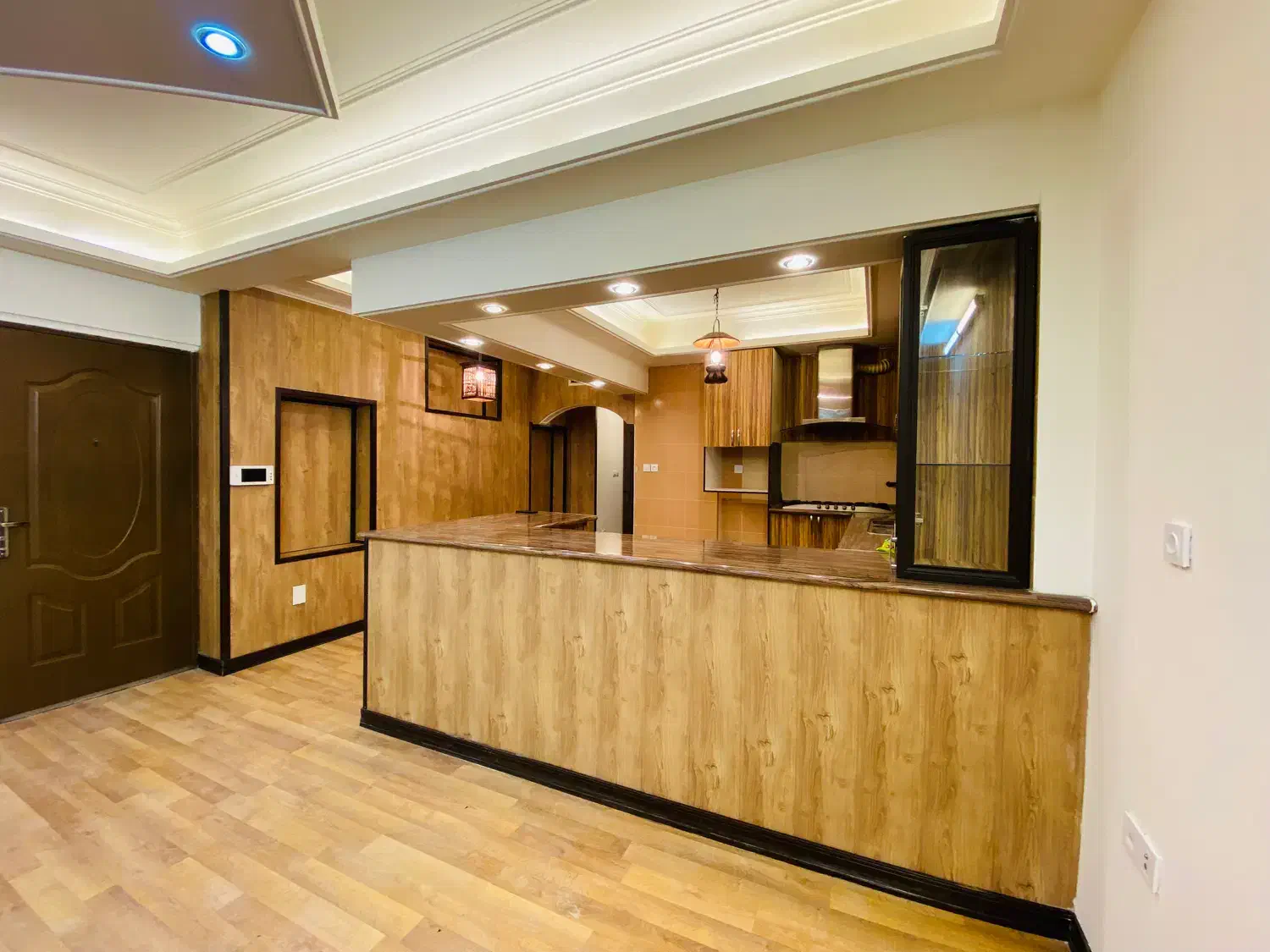 هوشنگ مرادی - ۹۱ متر - ۲ خواب|فروش آپارتمان|کرمان, |دیوار