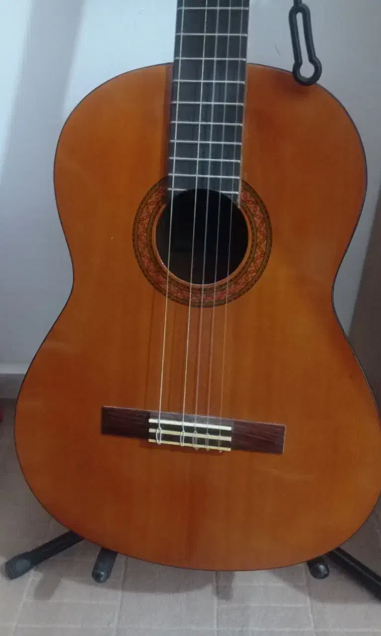 گیتار یاماها cx40|گیتار، بیس، امپلیفایر|خرمآباد, |دیوار