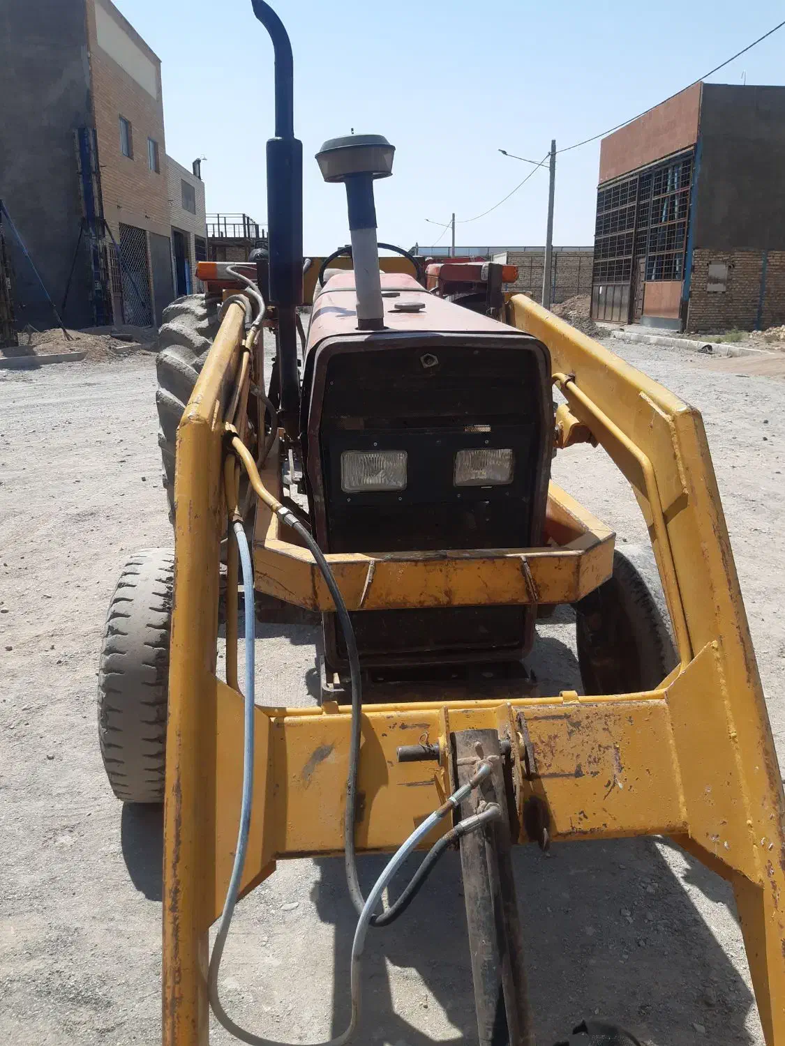 تراکتور بیل لودری مدل ۷۲|خودرو سنگین|بیرجند, |دیوار