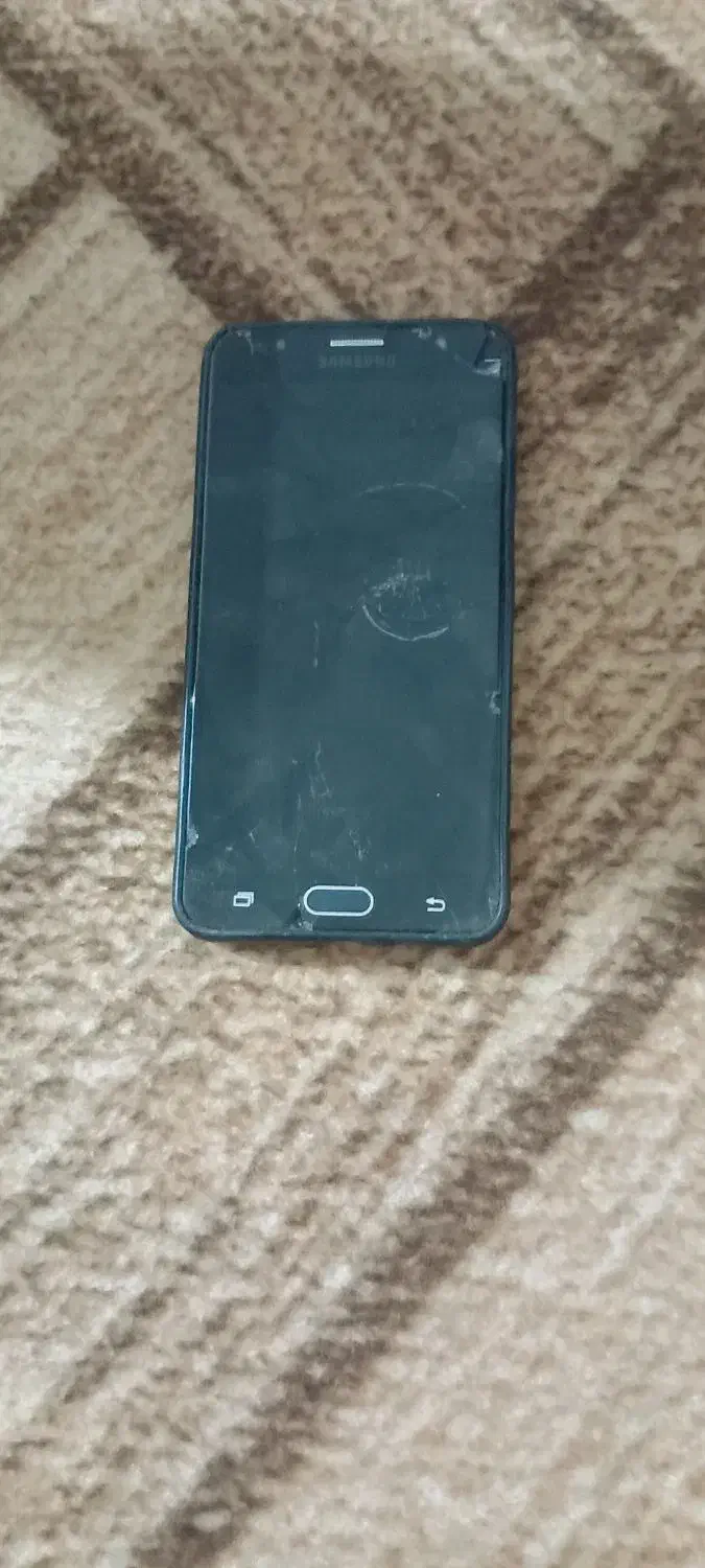 گوشی جی ۷فقط ال سی دی خرابه سالمه سالمه|موبایل|رشت, بالاکویه|دیوار