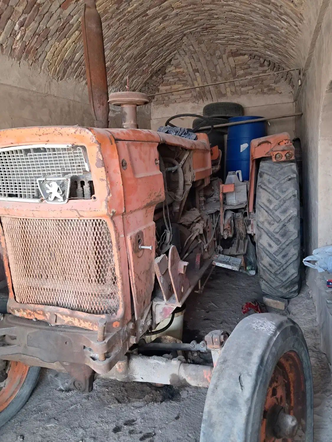 تراکتوررومانی|خودرو سنگین|زرند, |دیوار