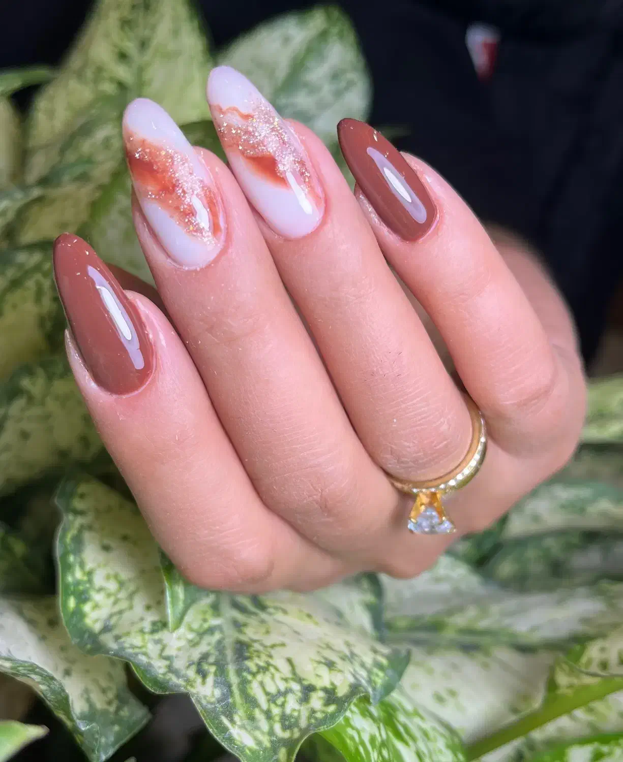 خدمات ناخن و ناخنکار|خدمات آرایشگری و زیبایی|فولادشهر, C3|دیوار