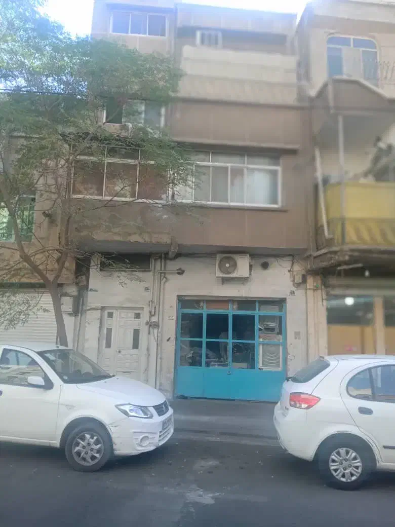 فروش یکباب مغازه و دو واحد آپارتمان یکجا|فروش مغازه و غرفه|تهران, جیحون|دیوار