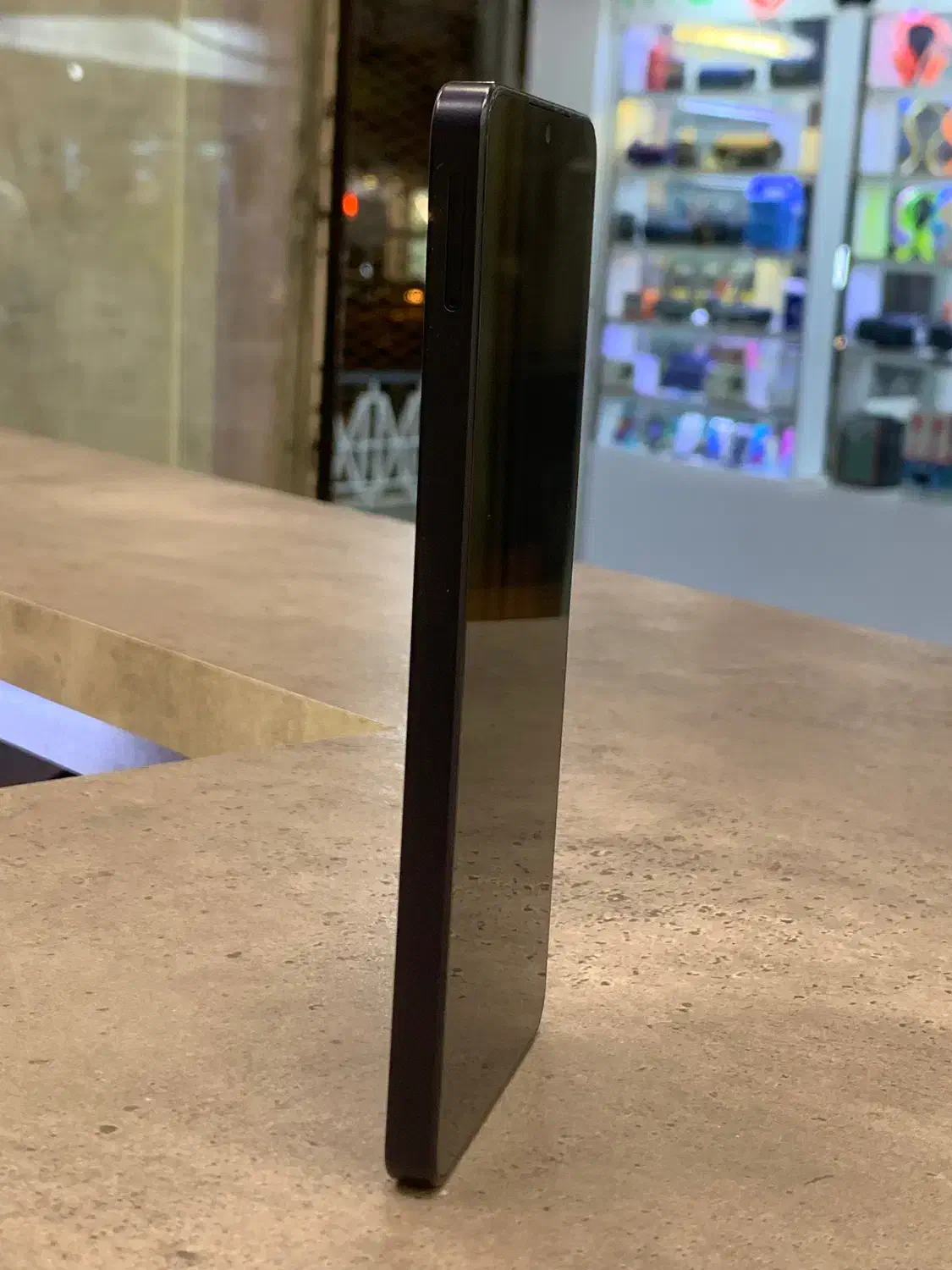 A06 6 128|موبایل|سبزوار, قائم|دیوار