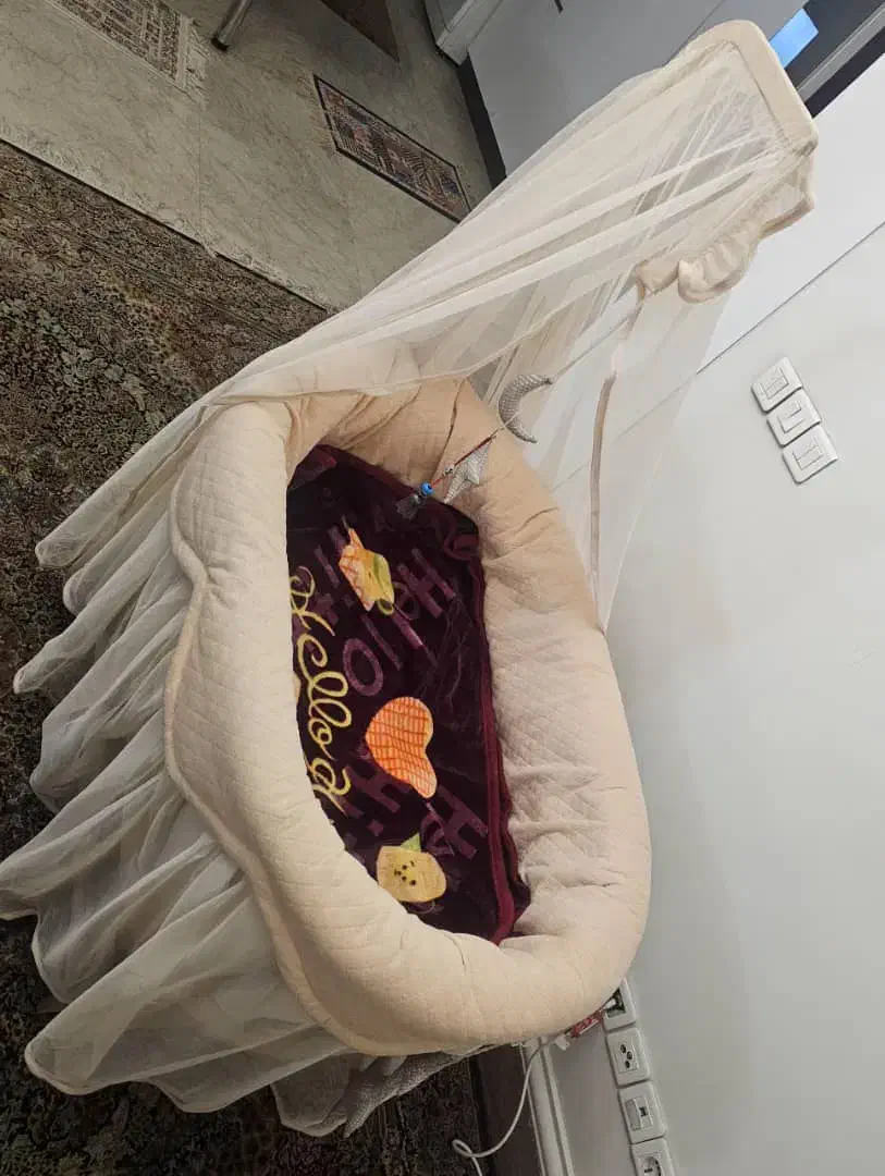 گهواره چوبی|تخت و صندلی بچه|تهران, شهرک چیتگر|دیوار