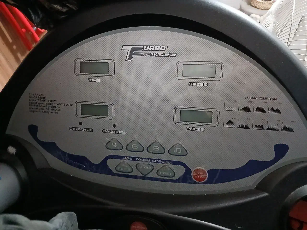 تردمیل  توربو فیتنس 1900 چندکاره|تجهیزات ورزشی|رشت, کاکتوس|دیوار