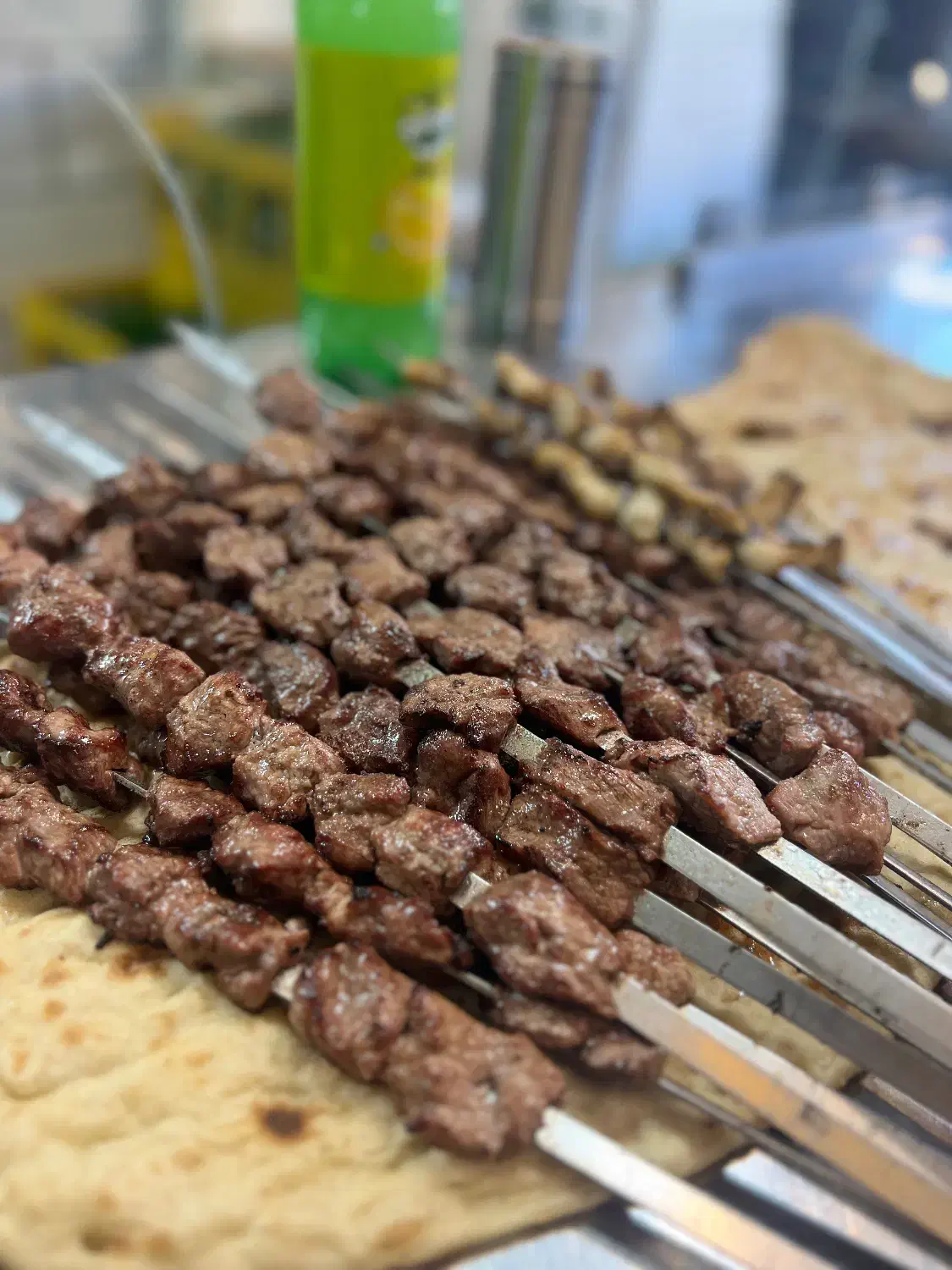 استخدام نیرویه ساده کبابی|استخدام خدمات فروشگاه و رستوران|شهرکرد, |دیوار