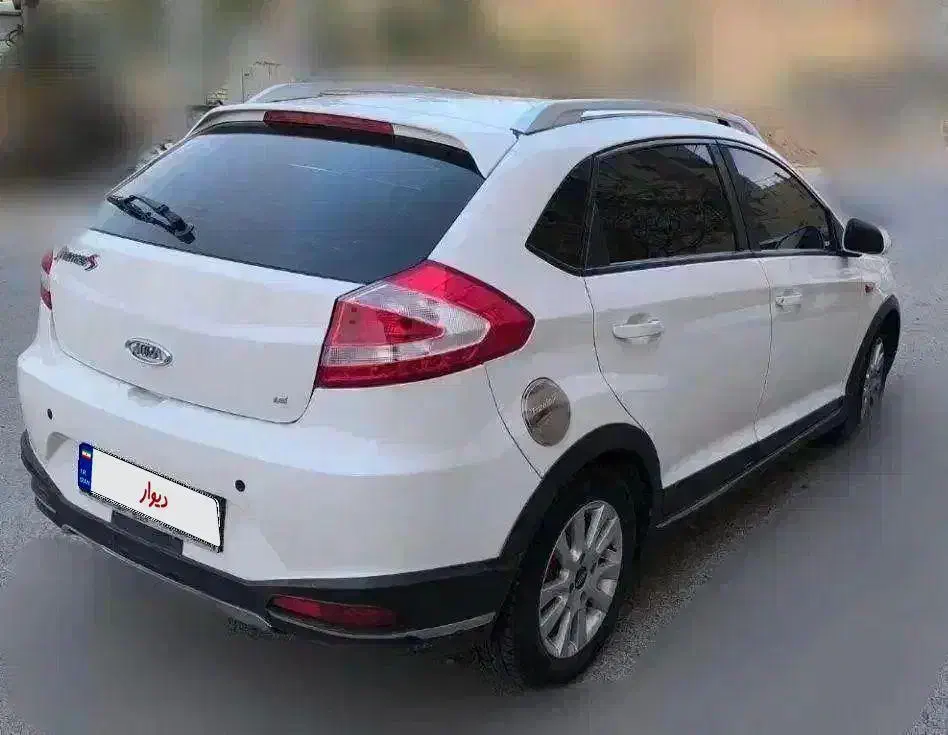 ام وی ام ۳۱۵ هاچبک اسپرت اکسلنت مدل ۹۹|خودرو سواری و وانت|کاشان, کارگر|دیوار