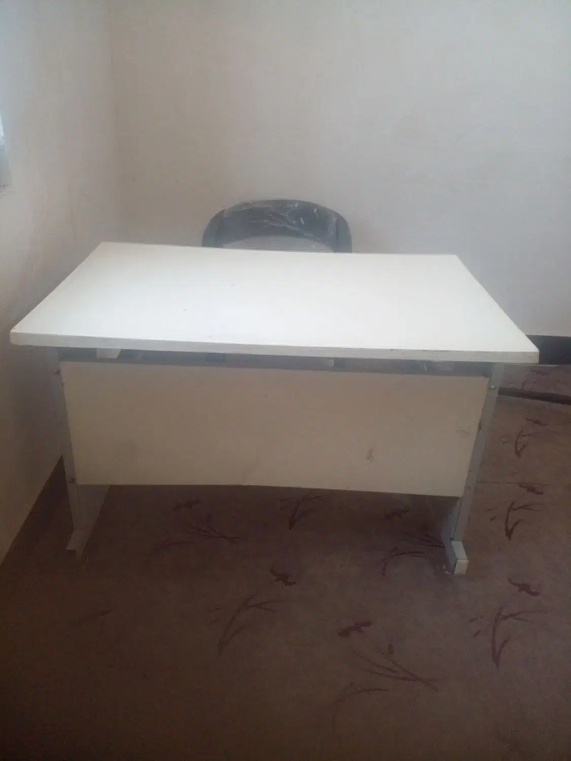 میز نقشه کشی وصندلی|میز تحریر و کامپیوتر|یاسوج, |دیوار