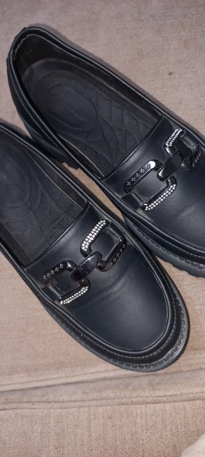 کفش نو|کیف، کفش، کمربند|قرچک, مهدیه|دیوار