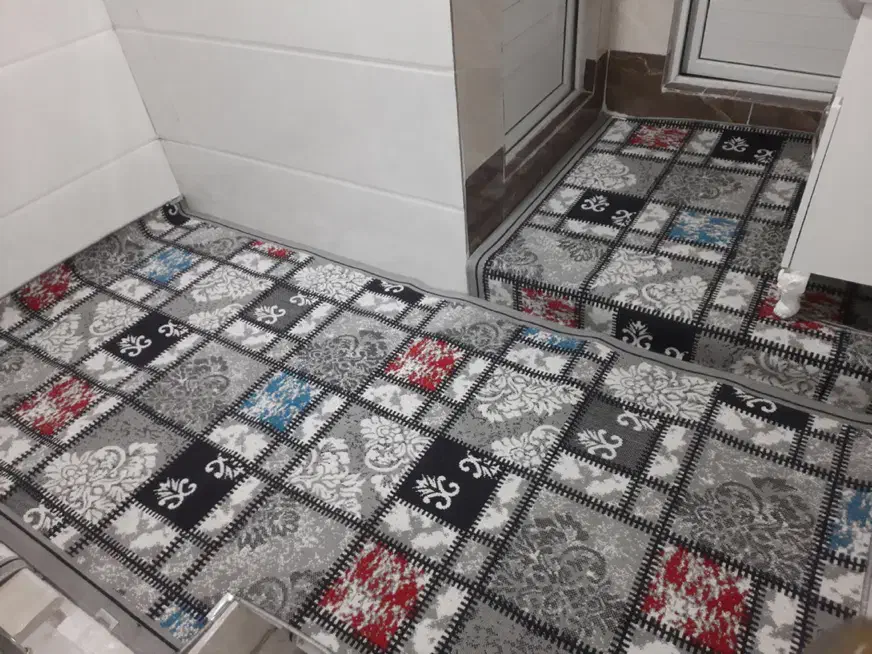 گلیم ۸ رنگ چهل تیکه موکت مدرن ۱۰۱۱|گلیم، جاجیم، گبه|قم, شاه ابراهیم|دیوار