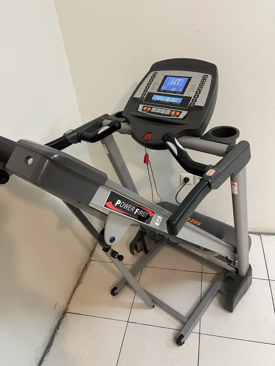 فروش تردمیل آک و در حد نو با گارانتی معتبر مکتوب|تجهیزات ورزشی|تهران, پاسداران|دیوار