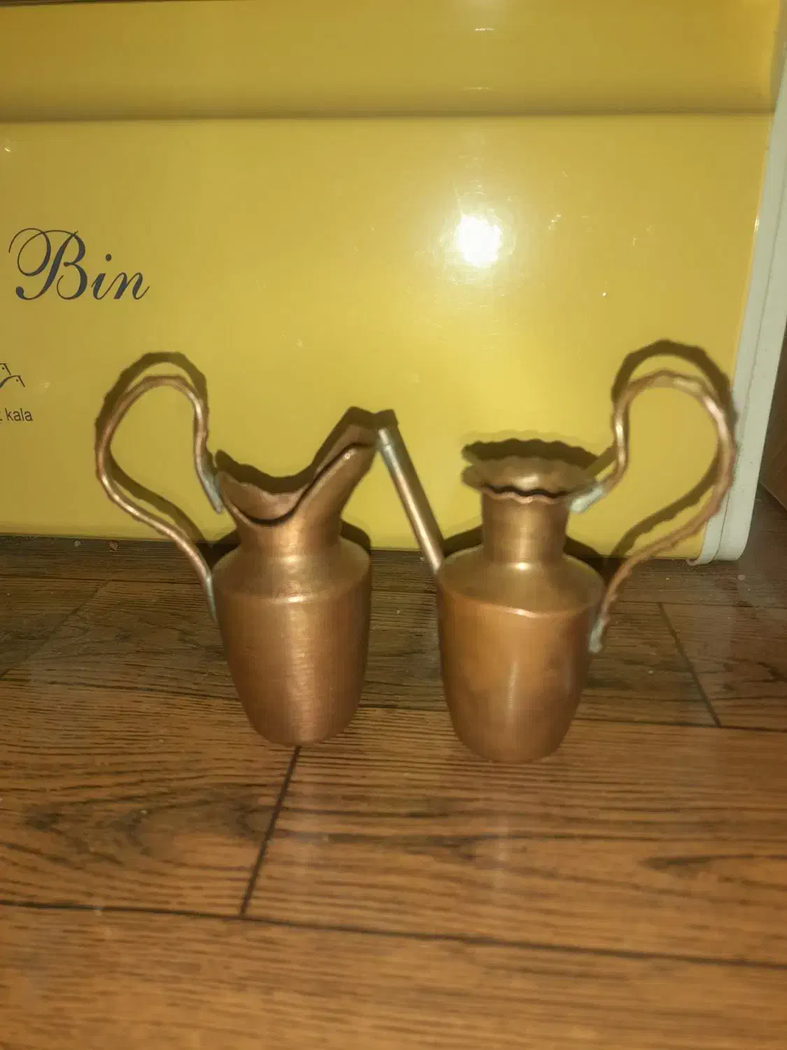 پارچ و آفتابه دکوری از جنس مفرغ یا برنز|کلکسیون اشیاء عتیقه|محمدیه-قزوین, |دیوار