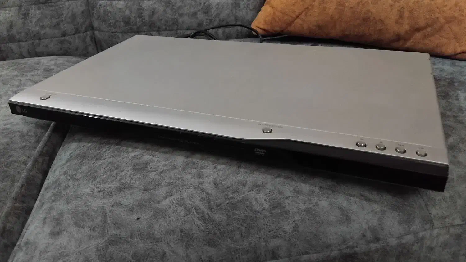 دی وی دی پلیر ال جی  ، با کنترل|پخش‌کننده DVD و ویدیو|رشت, کوی غلام نیا|دیوار