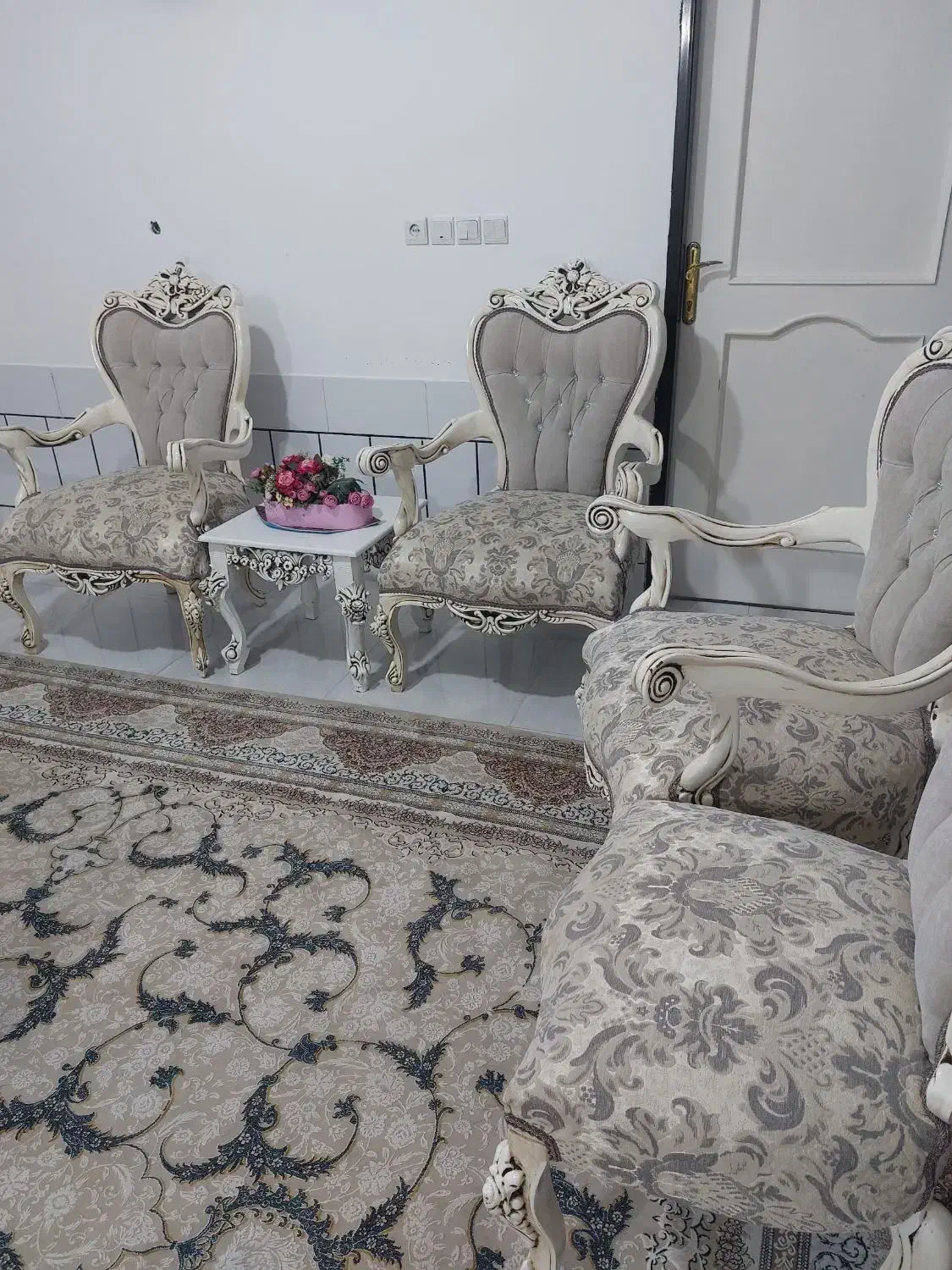 مبل سلطنتی ۹ نفره|مبلمان خانگی و میز عسلی|فسا, |دیوار