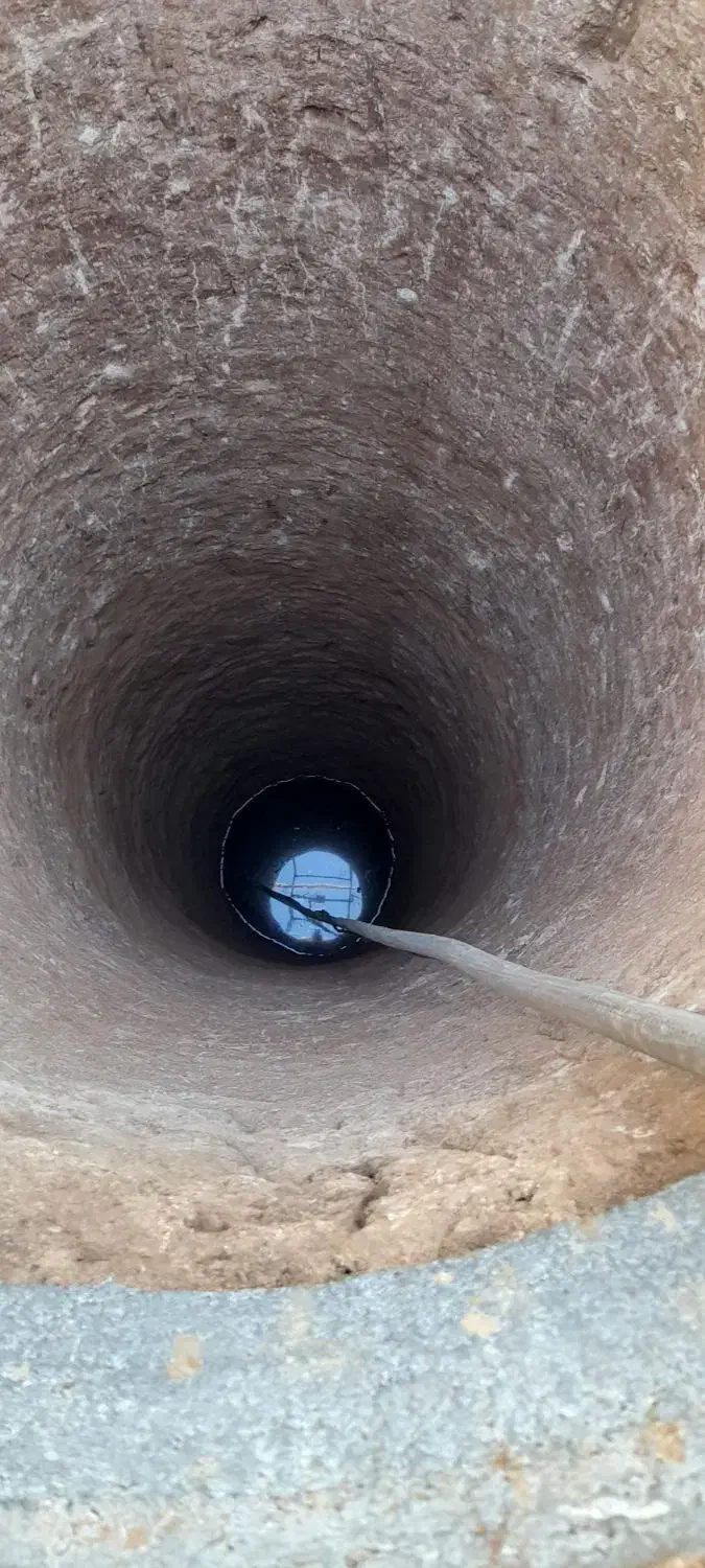 کار چاه کنی و تخریب و پی کنی با کل وسایل کار|خدمات پیشه و مهارت|دیواندره, |دیوار